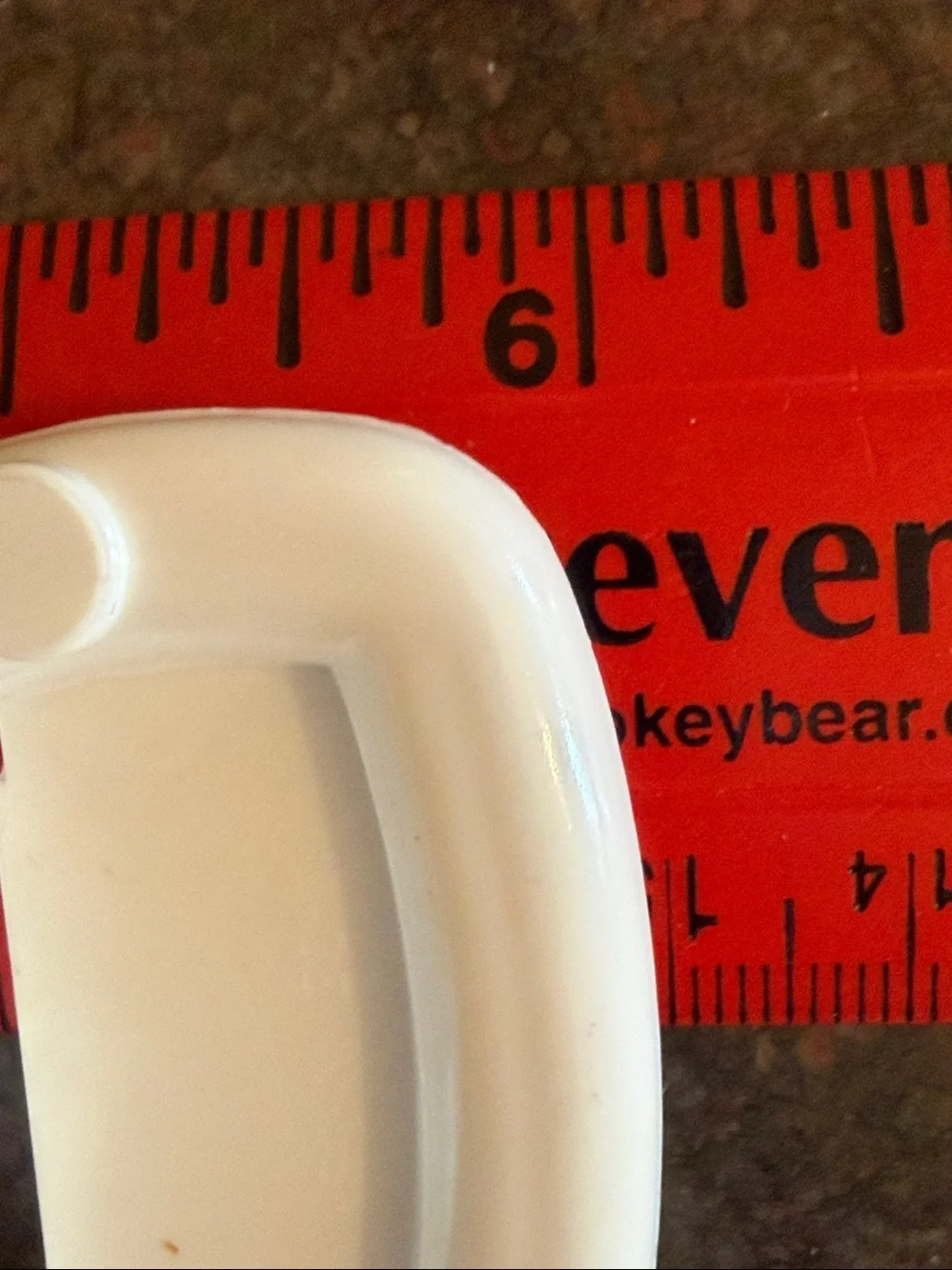 Pampered Chef Easy Opener #2590 retired bottle opener, magnetic back, white EUC